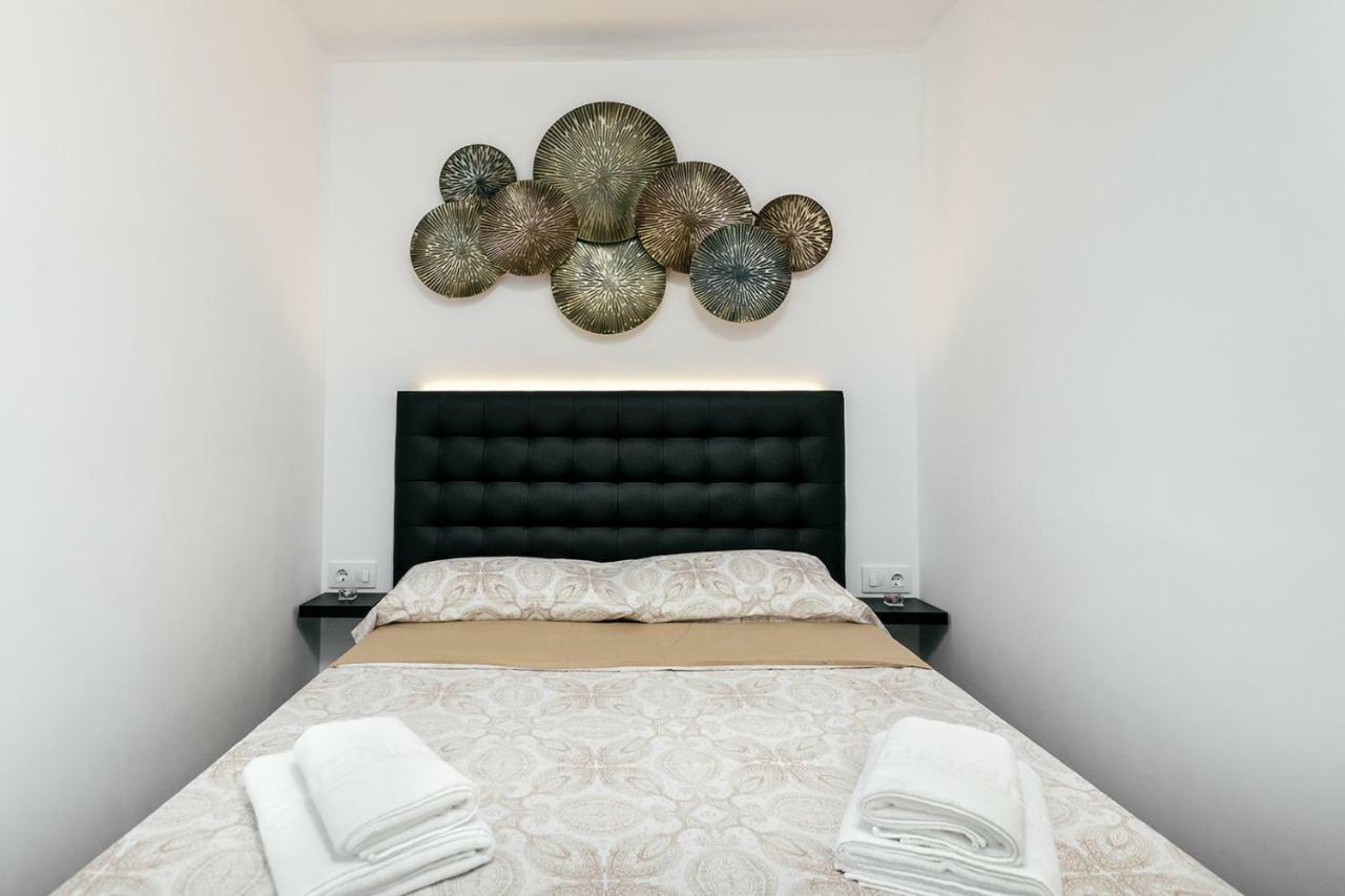 Empuria Beach D-Luxe Емпуриабрава Екстериор снимка