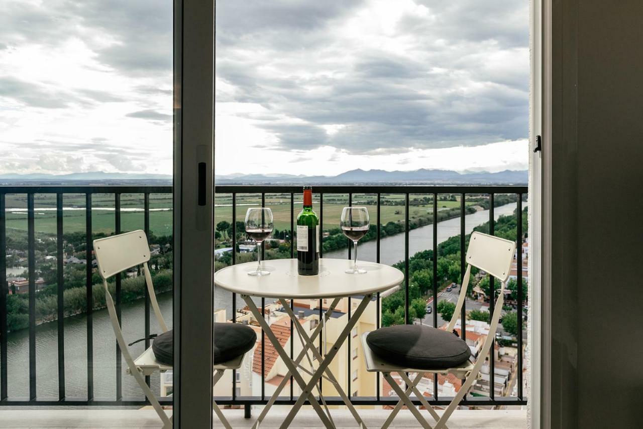 Empuria Beach D-Luxe Емпуриабрава Екстериор снимка